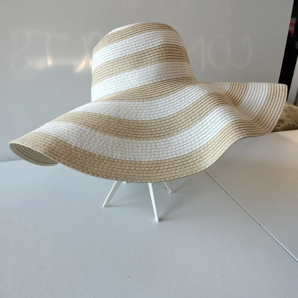 Shade & Shore packable straw floppy hat beach travel vacation white tan Beige